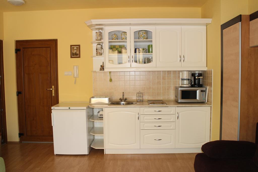 Mandarin Wellness Apartman Siófok Quarto foto